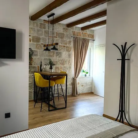 Lana Luxury Apartments- Center