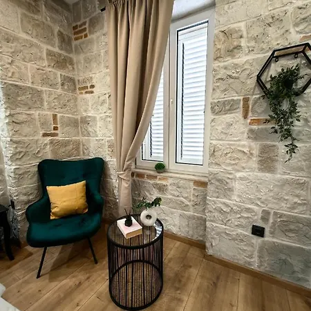 Lana Luxury Apartments- Center