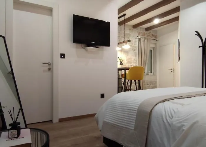 Lana Luxury Apartments- City Center Split *