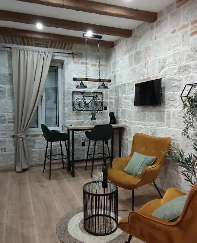 아파트 Lana Luxury Apartments- City Center Split