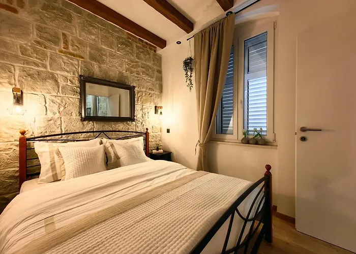 Lana Luxury Apartments- City Center Split *