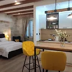 Διαμέρισμα Lana Luxury Apartments- Center *