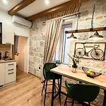 Διαμέρισμα Lana Luxury Apartments- Center *
