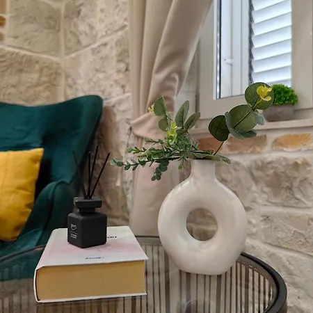 Апартаменты Lana *